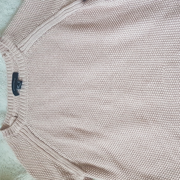 Light pink knitted long sleeve + free item - Picture 1 of 2